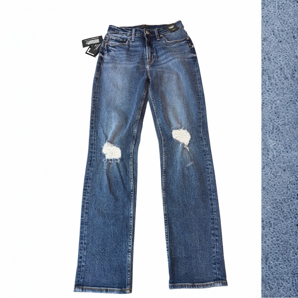 NWT Silver Jeans 90s Boyfriend High Rise Distressed Denim W26